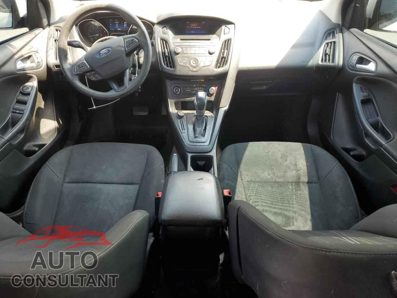 FORD FOCUS 2016 - 1FADP3F27GL261602