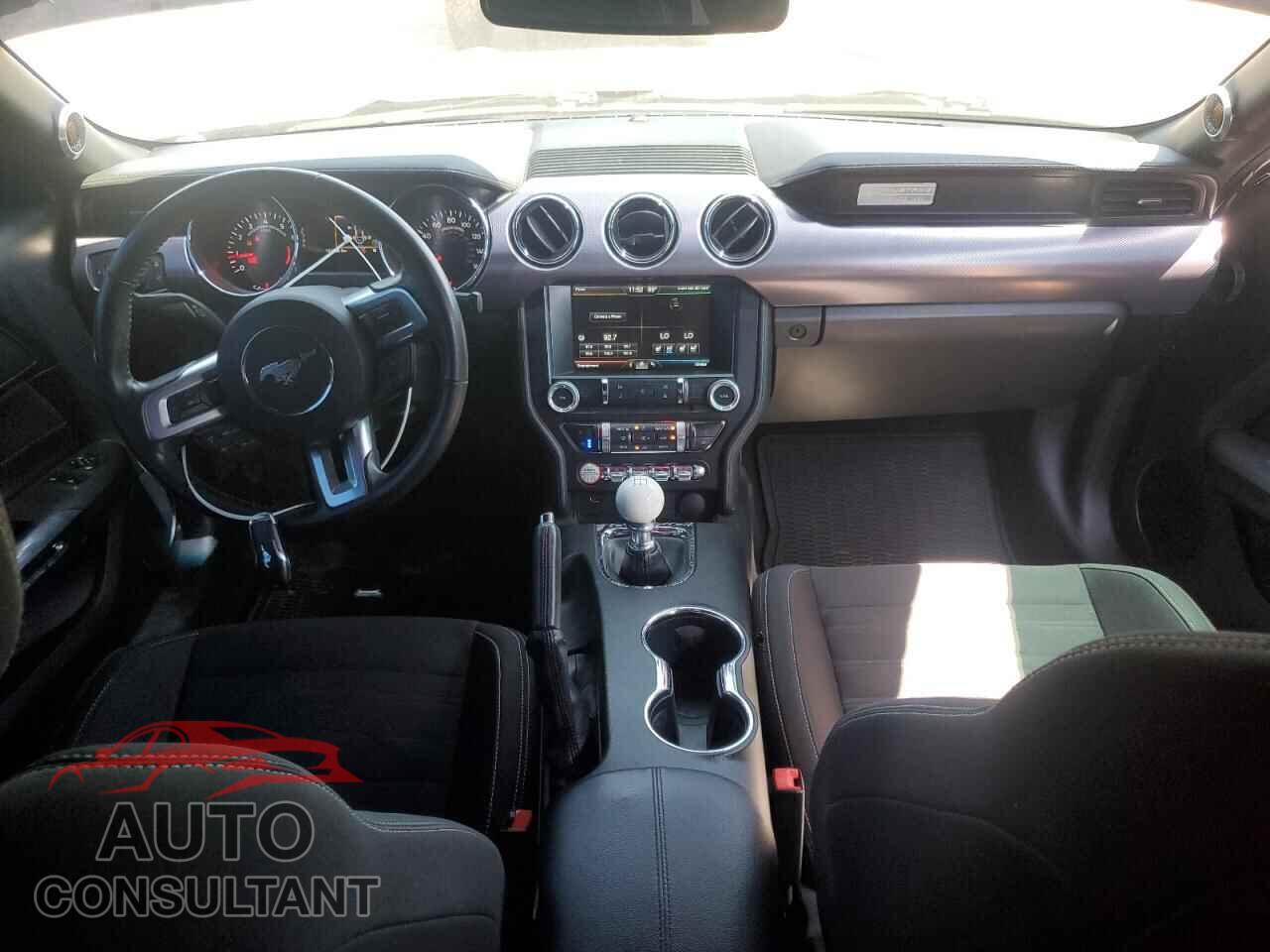 FORD MUSTANG 2015 - 1FA6P8CF7F5425351