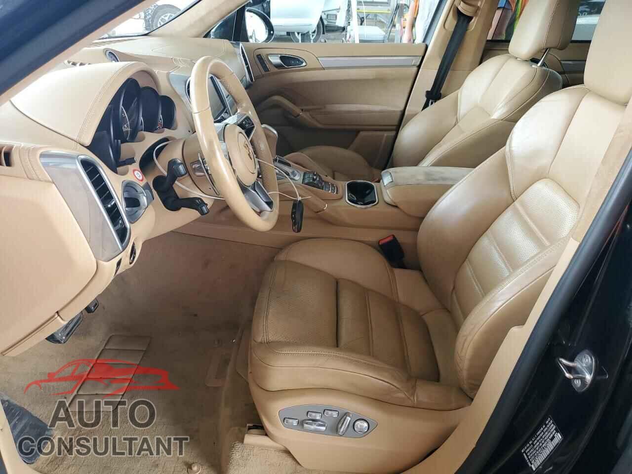 PORSCHE CAYENNE 2016 - WP1AD2A25GLA72680