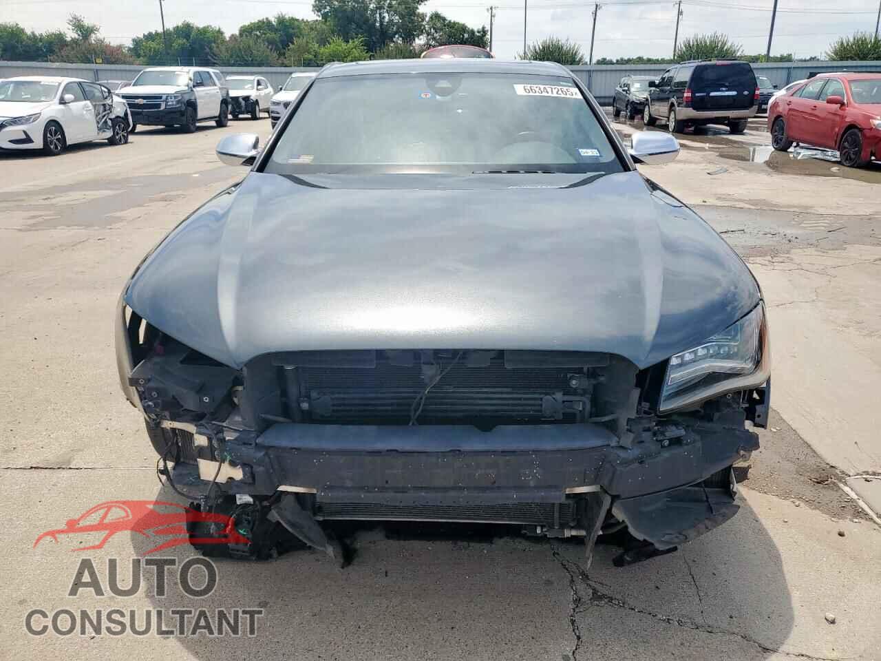 AUDI S8 2013 - WAUD2AFD8DN015511
