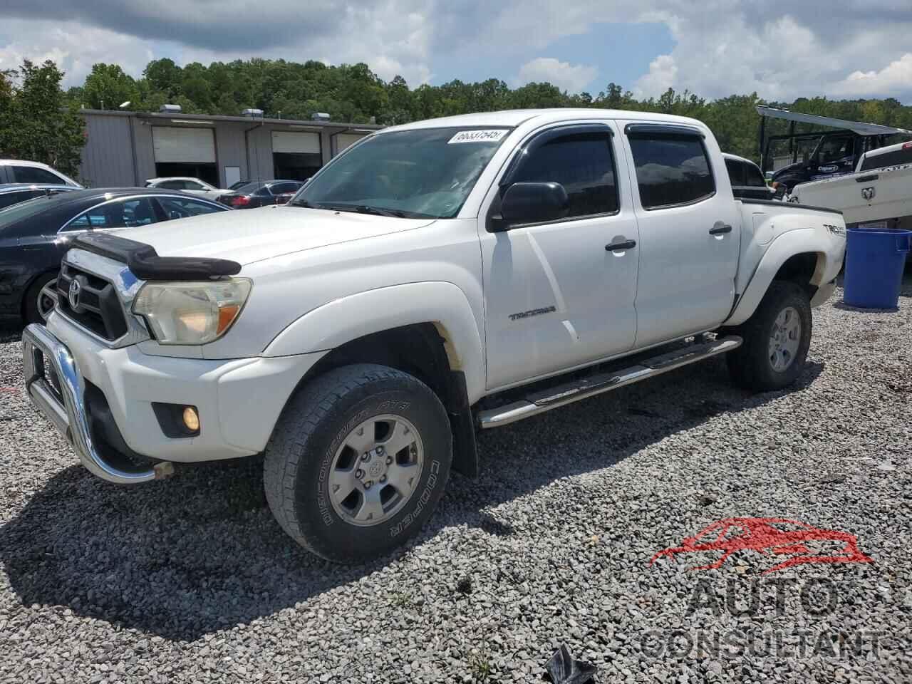 TOYOTA TACOMA 2015 - 5TFLU4EN8FX130573