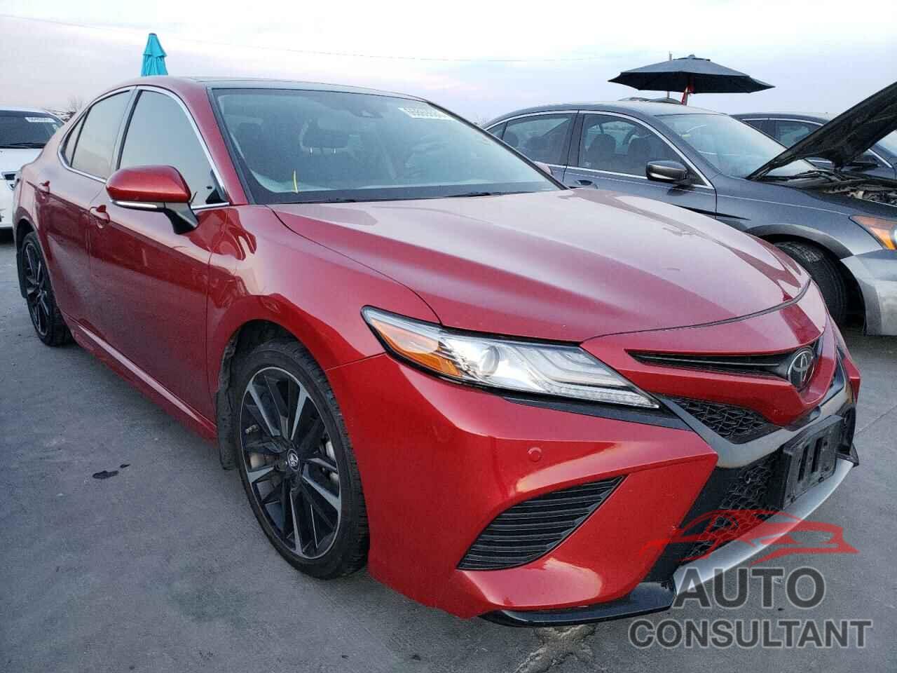 TOYOTA CAMRY 2019 - 4T1B61HK0KU165038