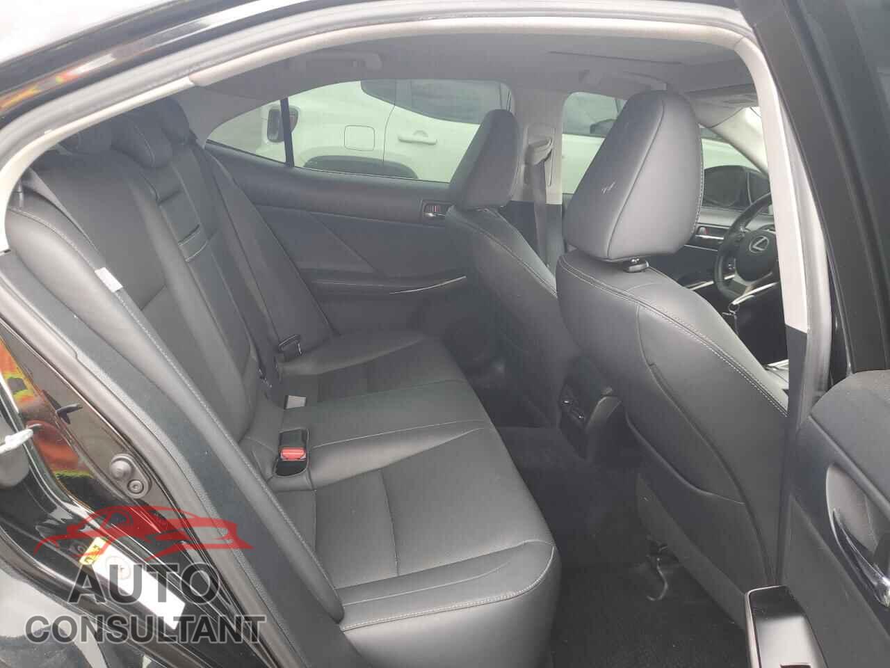 LEXUS IS 2014 - JTHCF1D21E5007514