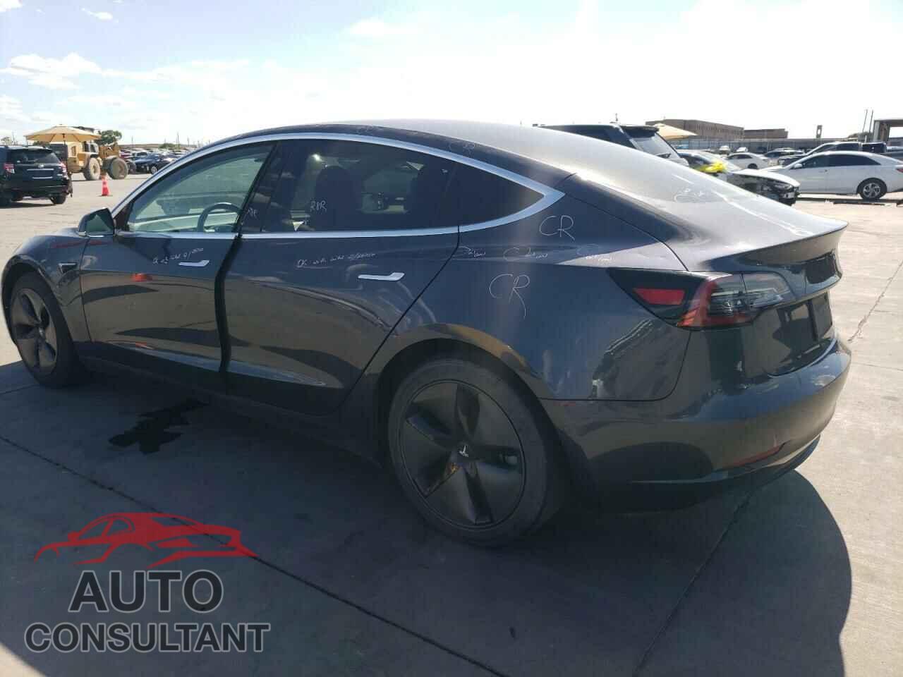 TESLA MODEL 3 2018 - 5YJ3E1EA2JF158767