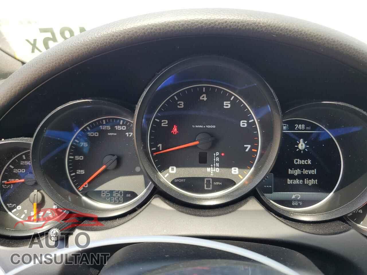 PORSCHE CAYENNE 2018 - WP1AA2A2XJKA03313