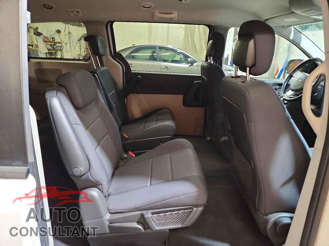 DODGE CARAVAN 2010 - 2D4RN4DE2AR332795