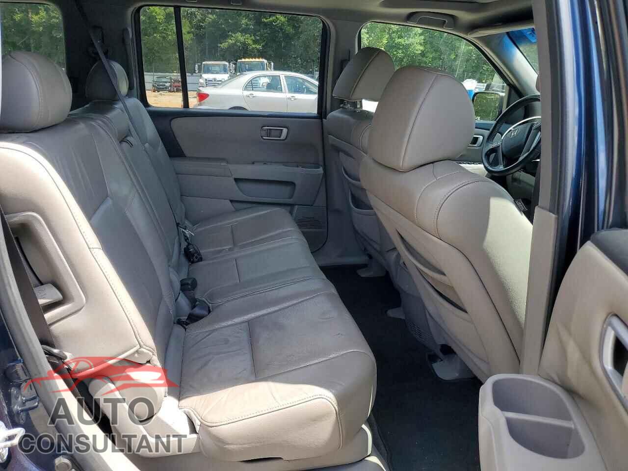 HONDA PILOT 2010 - 5FNYF3H54AB020368
