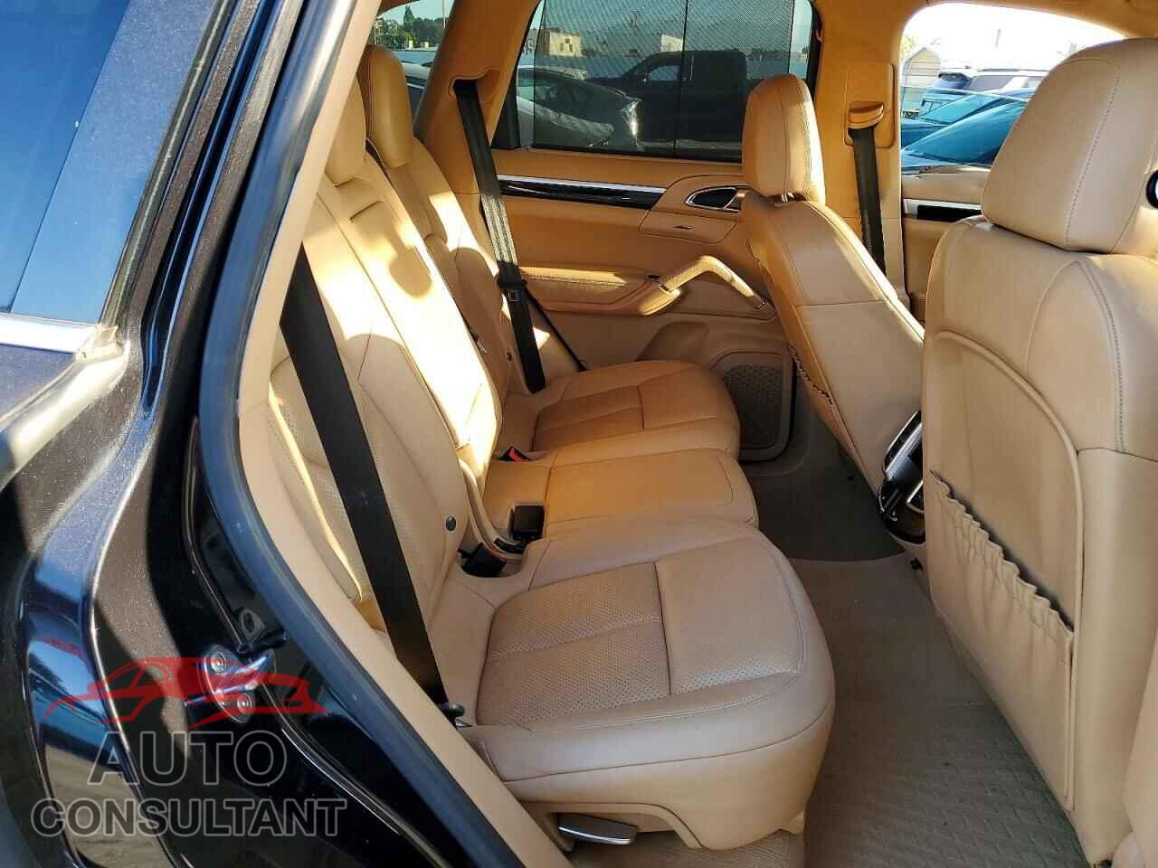 PORSCHE CAYENNE 2013 - WP1AA2A21DLA19527