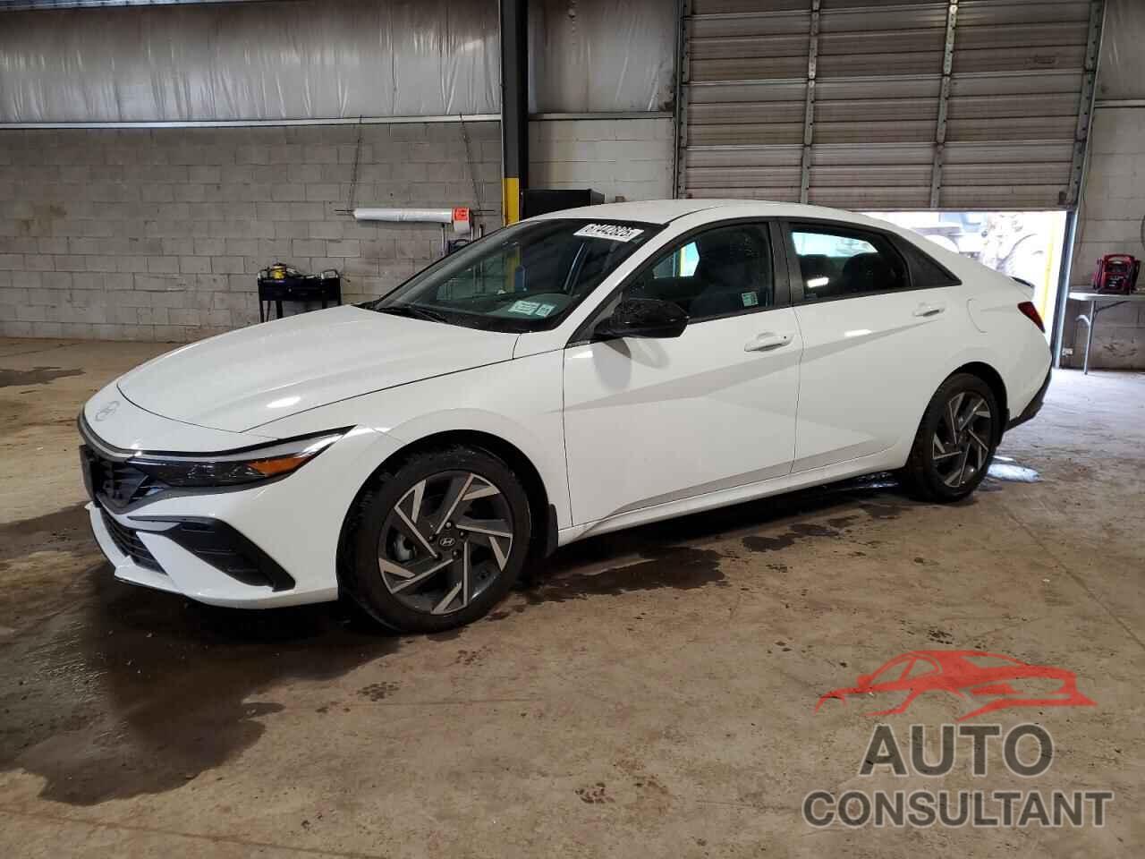 HYUNDAI ELANTRA 2025 - KMHLM4DG0SU961639