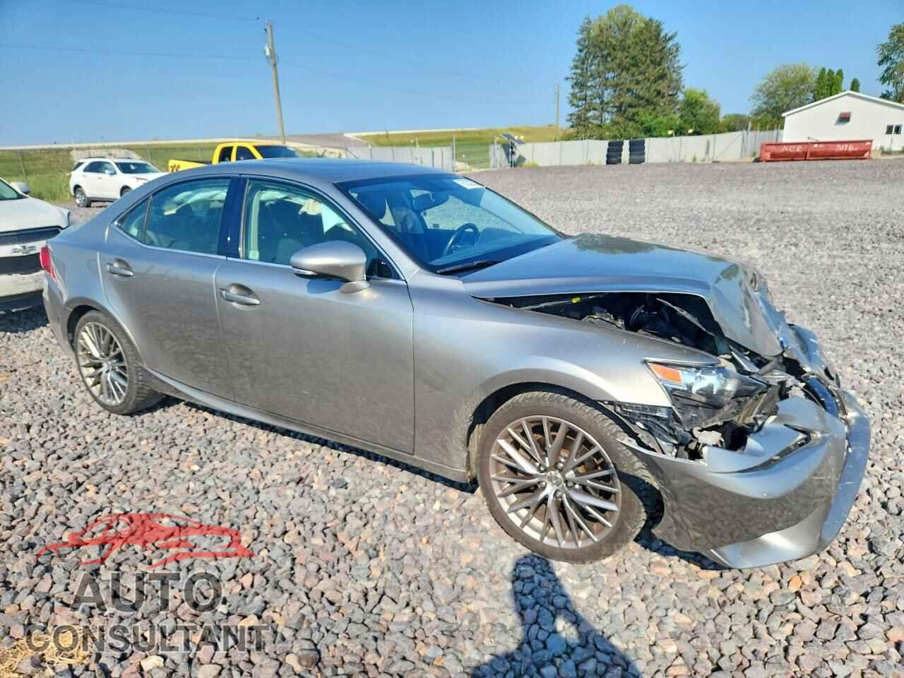 LEXUS IS 2015 - JTHCF1D21F5015758