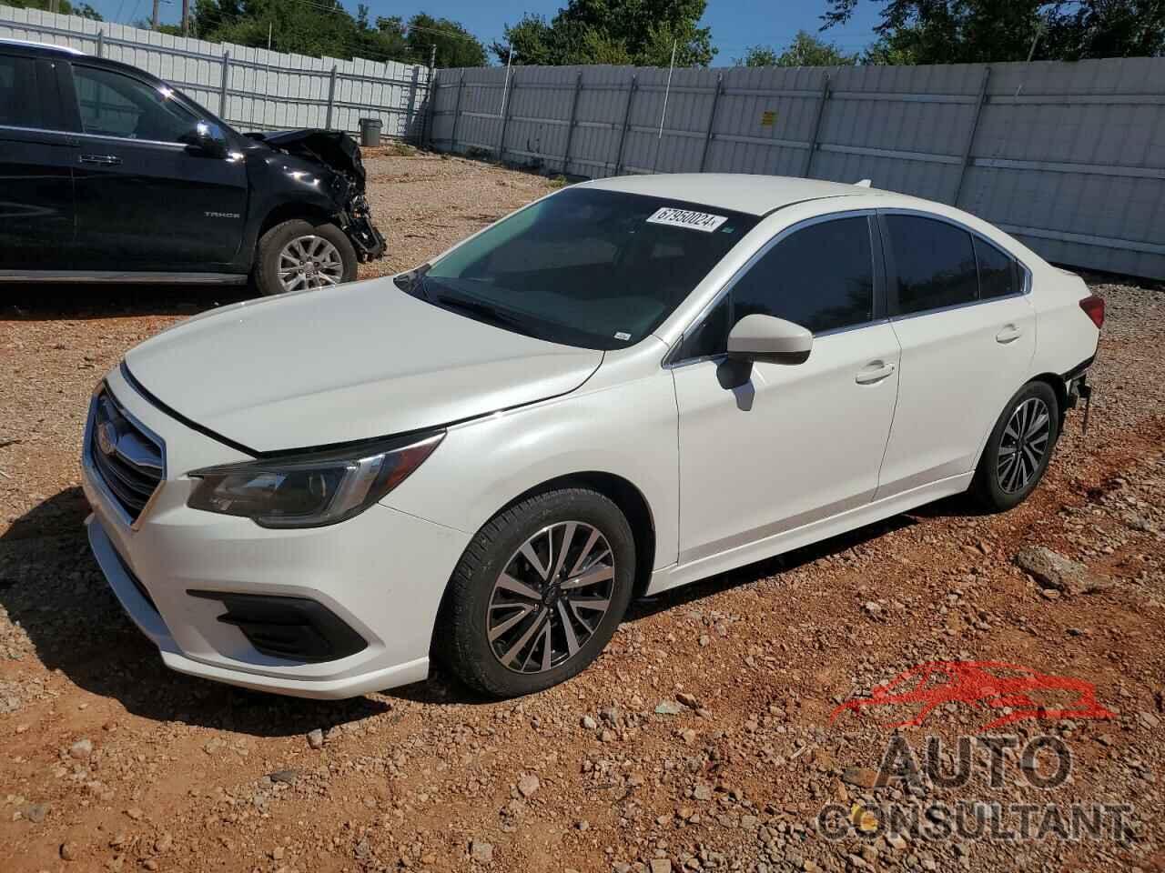 SUBARU LEGACY 2019 - 4S3BNAF61K3035112