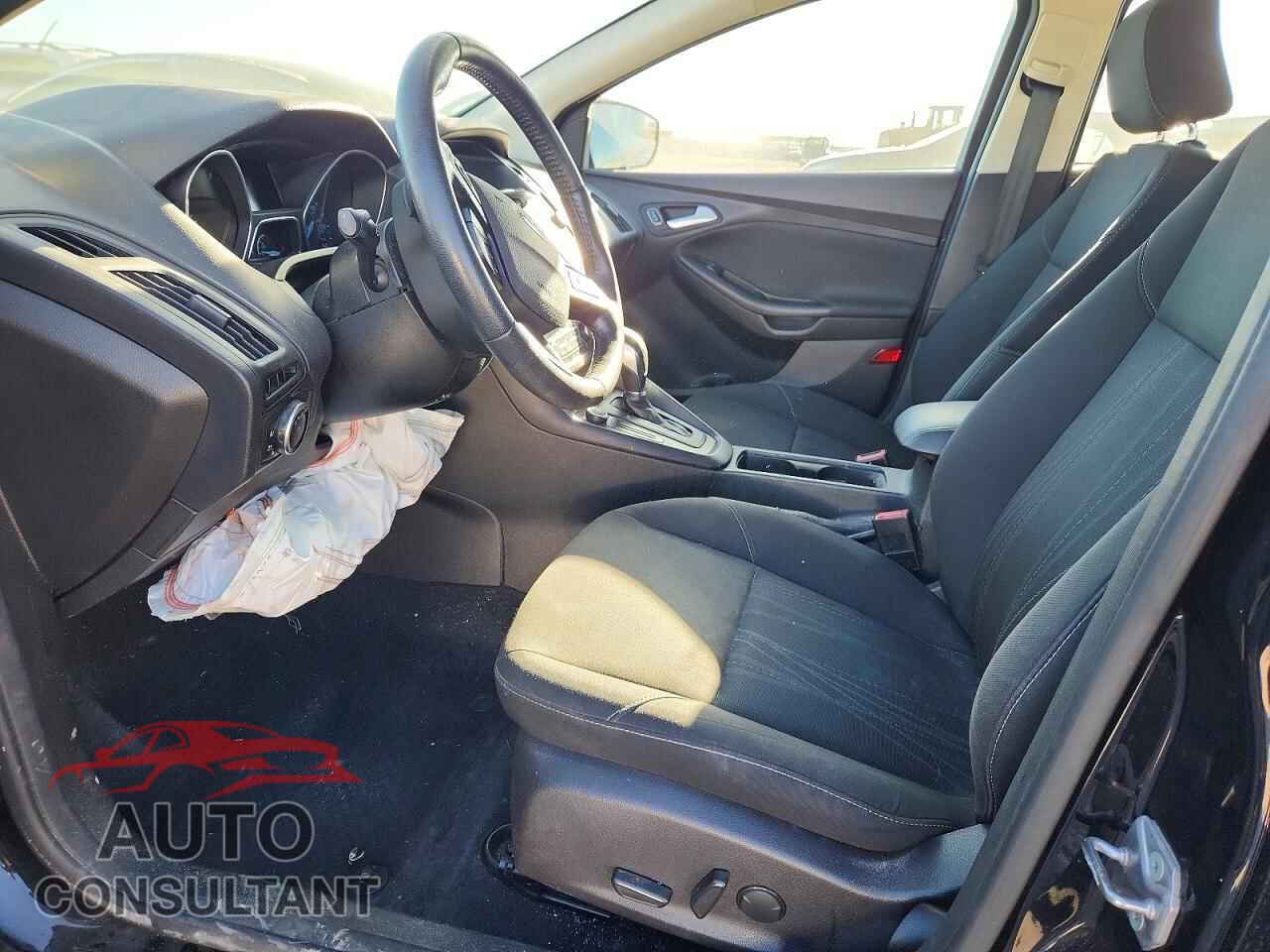 FORD FOCUS 2016 - 1FADP3F25GL306214