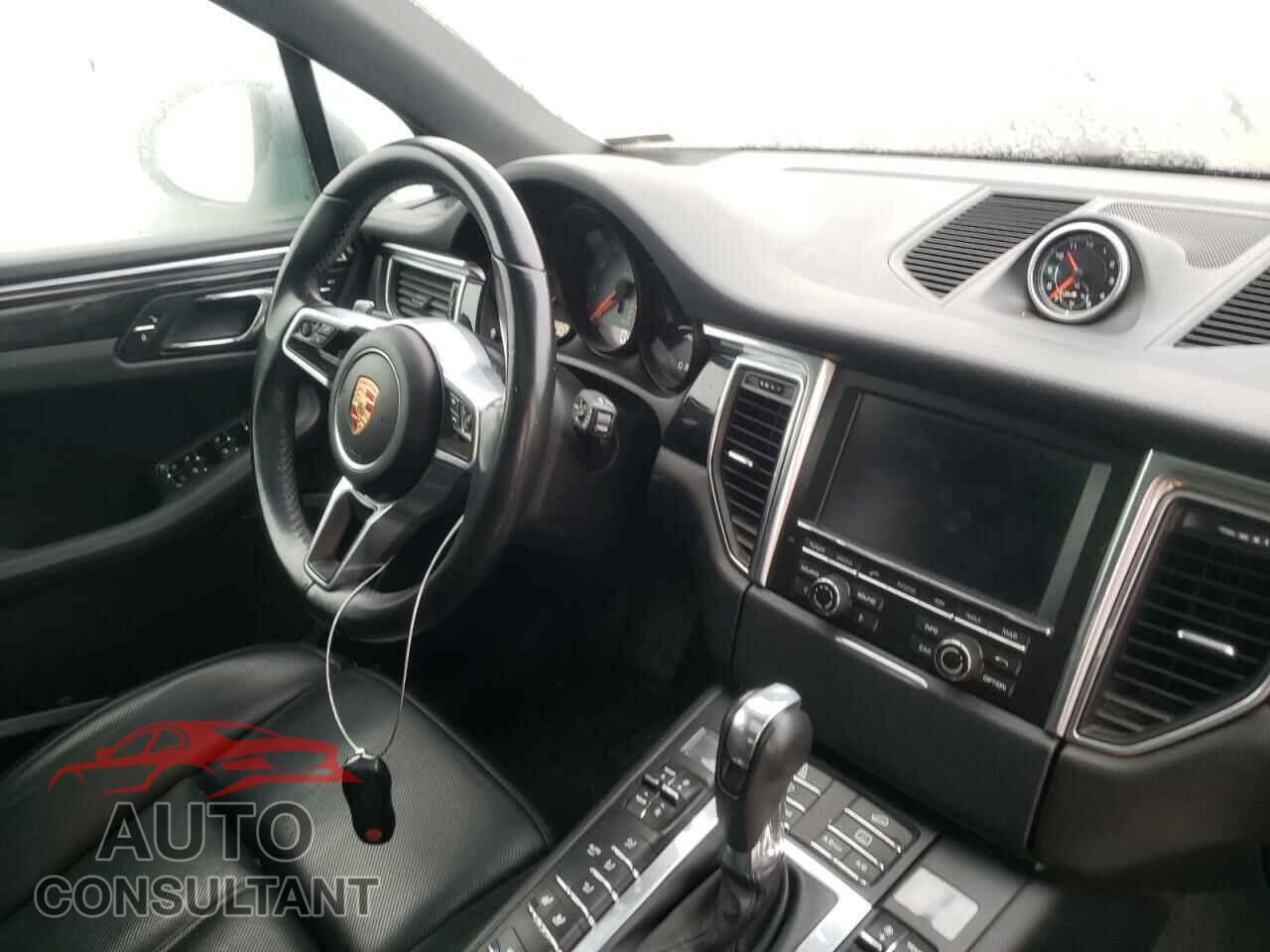 PORSCHE MACAN 2016 - WP1AB2A53GLB40247