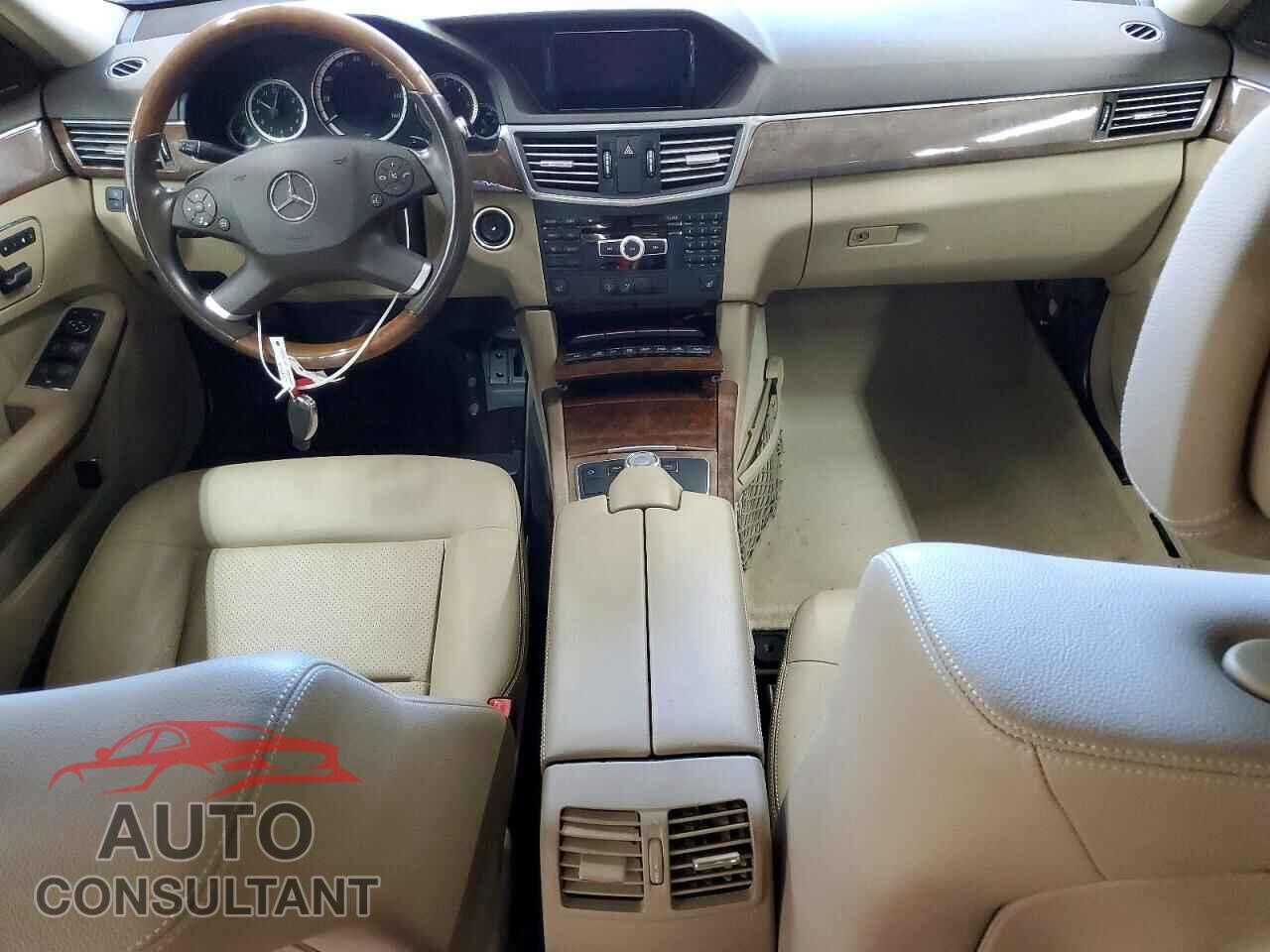 MERCEDES-BENZ E-CLASS 2011 - WDDHF2EBXBA495074
