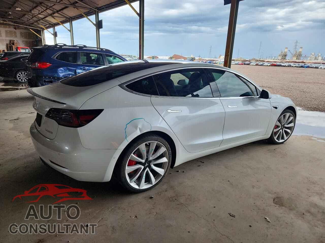 TESLA MODEL 3 2019 - 5YJ3E1EBXKF514179