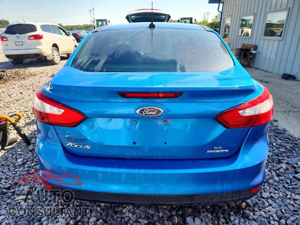 FORD FOCUS 2014 - 1FADP3F25EL105247