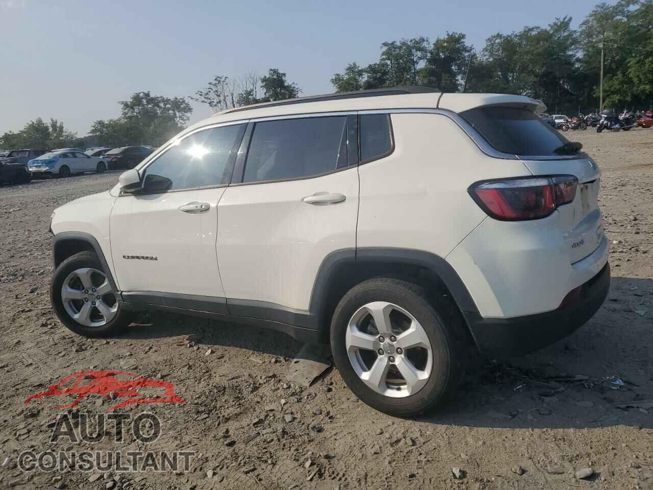 JEEP COMPASS 2018 - 3C4NJDBB3JT331720