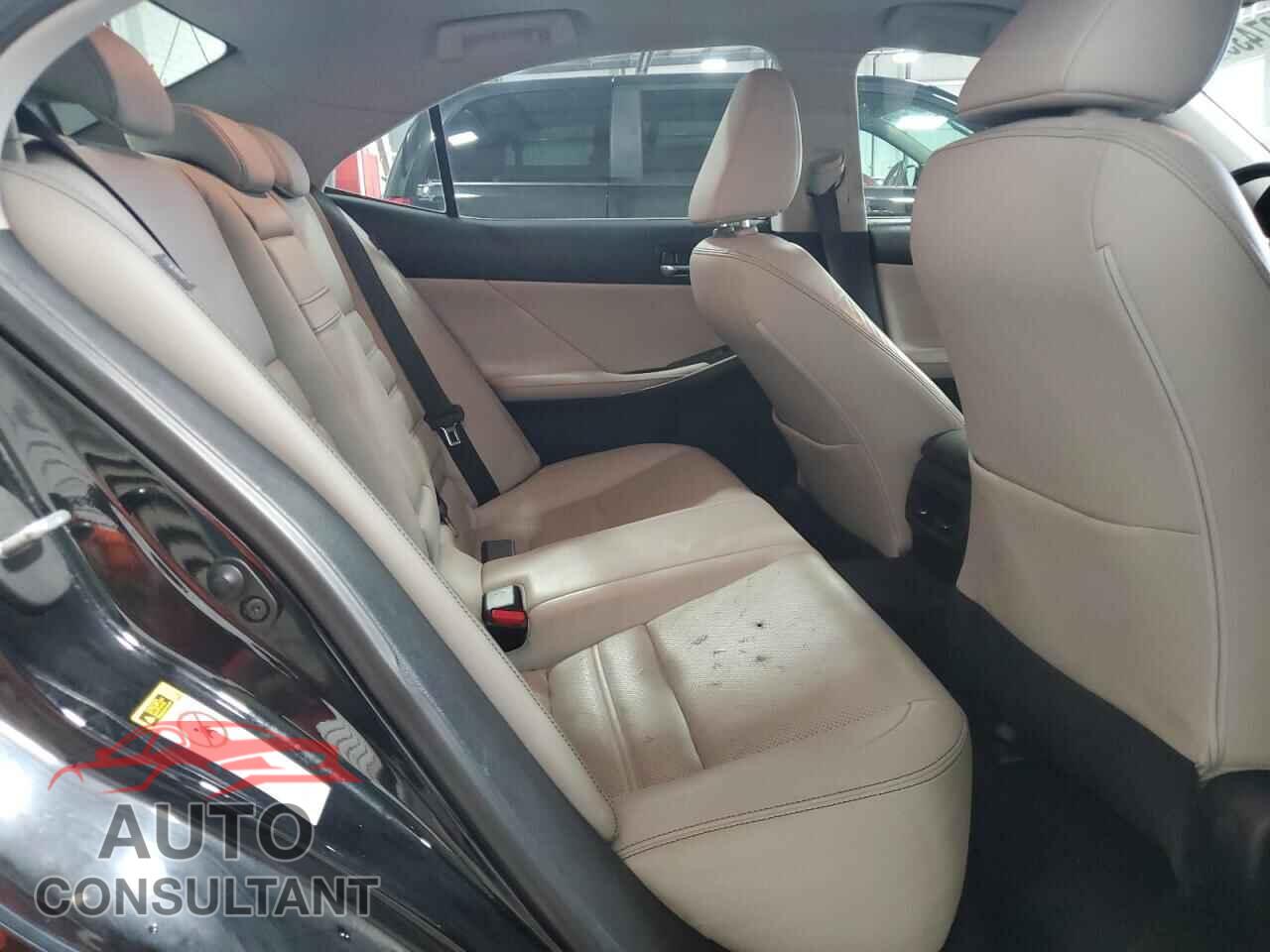 LEXUS IS 2014 - JTHCF1D25E5005135
