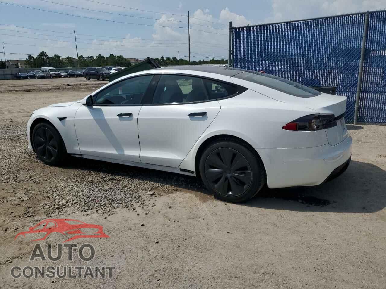 TESLA MODEL S 2021 - 5YJSA1E56MF454129