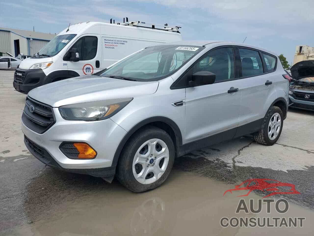 FORD ESCAPE 2019 - 1FMCU0F71KUA53819