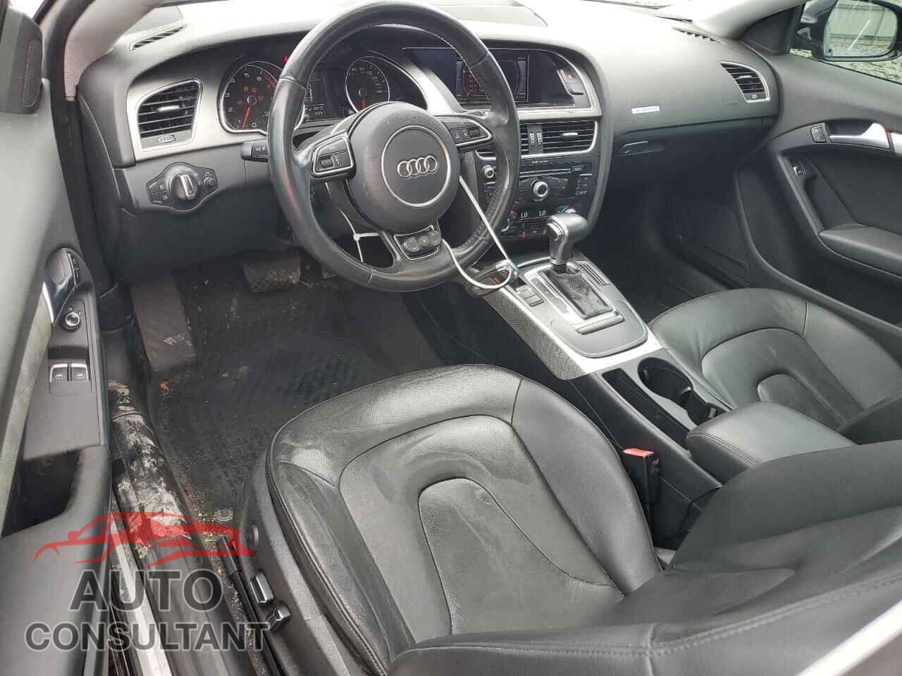 AUDI A5 2013 - WAUCFAFR9DA031994