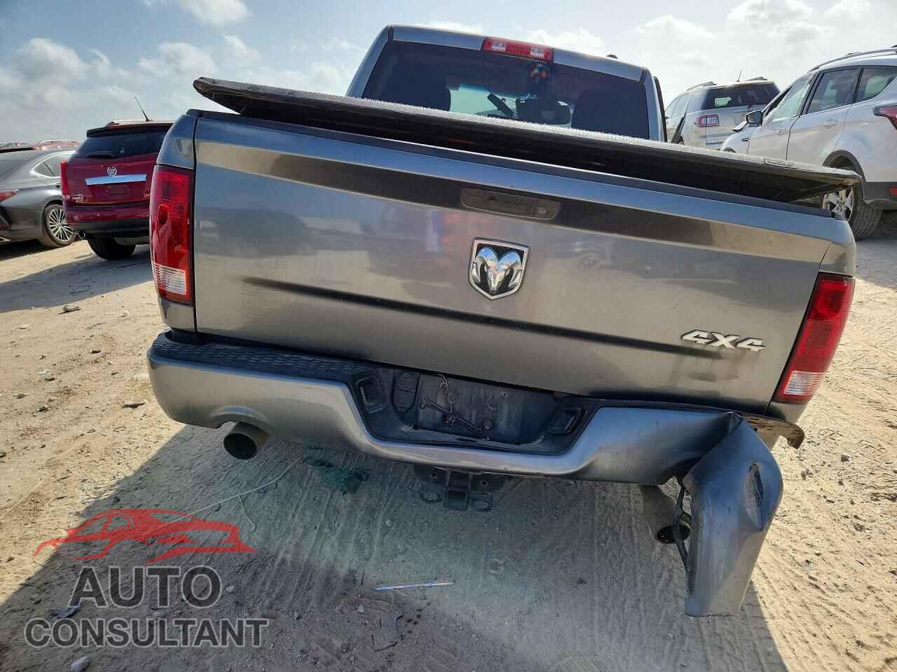 DODGE RAM 1500 2012 - 1C6RD7KT0CS132719
