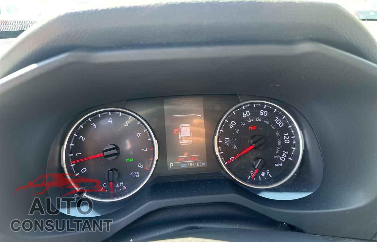 TOYOTA RAV4 2019 - JTMP1RFVXKD031027