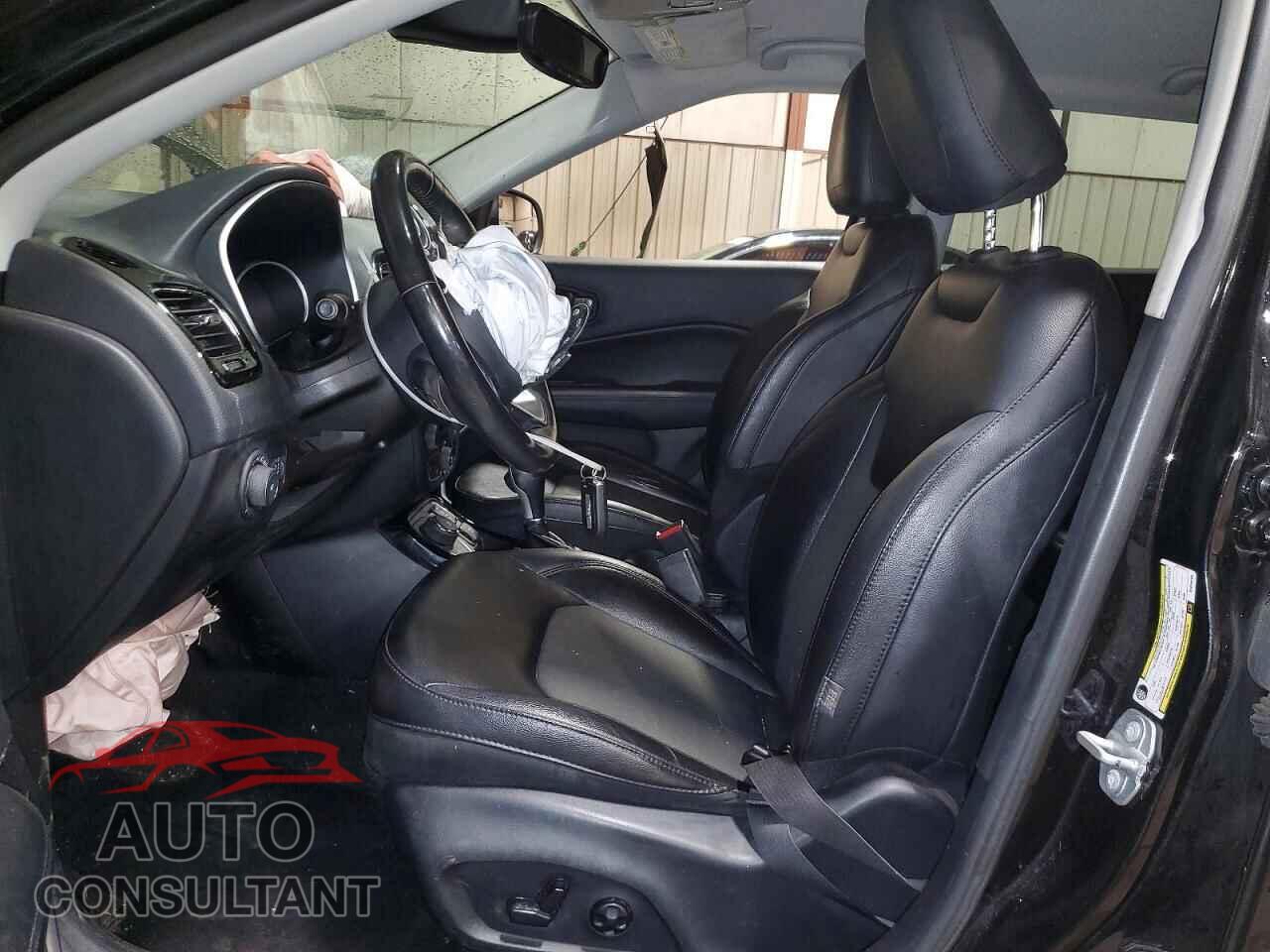 JEEP COMPASS 2019 - 3C4NJDBB1KT648560