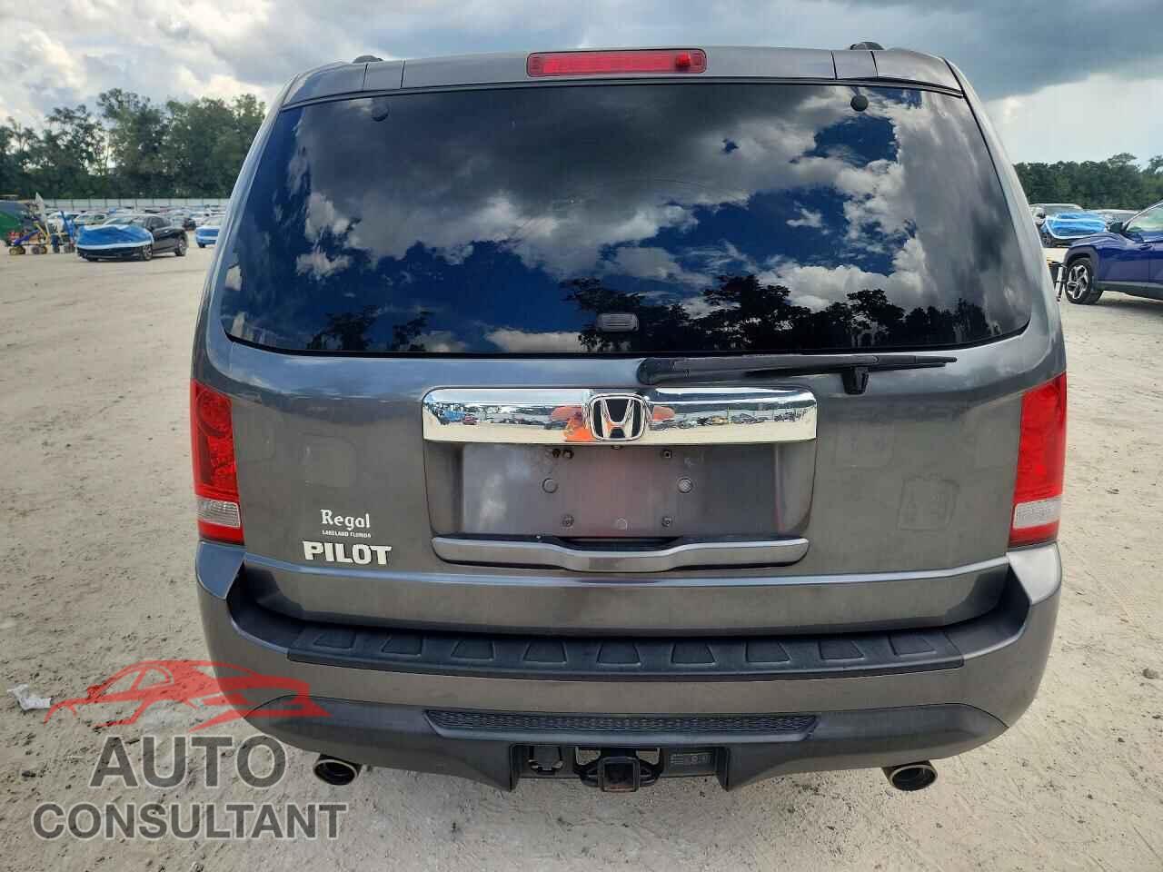 HONDA PILOT 2013 - 5FNYF3H41DB003247