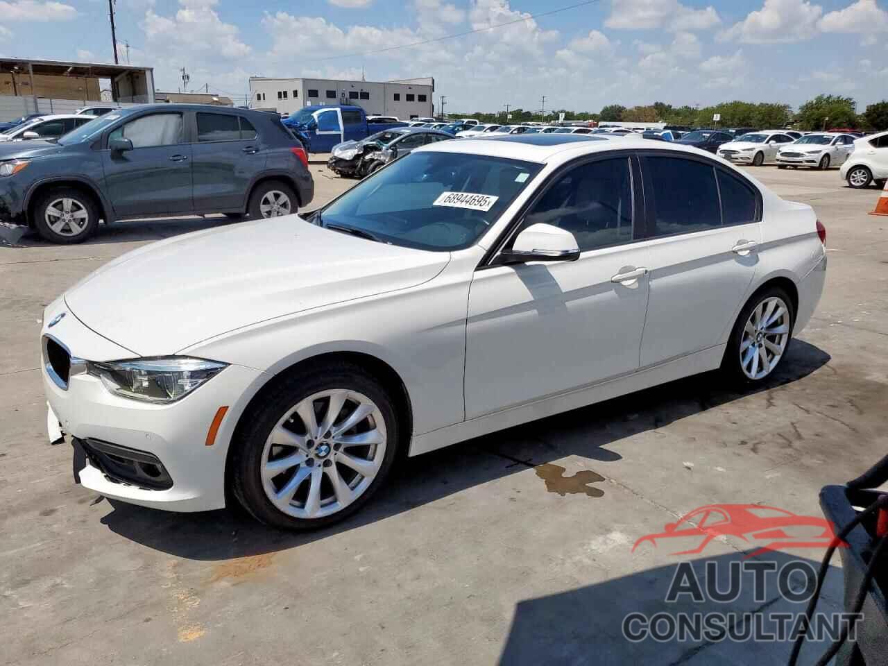 BMW 3 SERIES 2018 - WBA8E1G54JNU90150