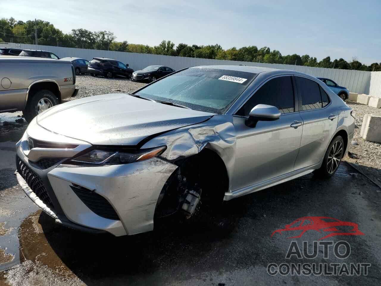 TOYOTA CAMRY 2018 - 4T1B11HK9JU653207