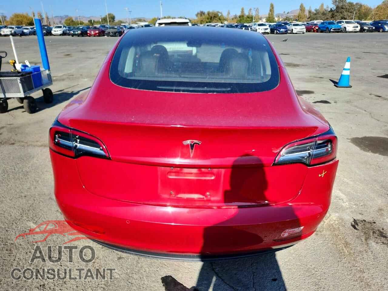 TESLA MODEL 3 2018 - 5YJ3E1EA3JF011678