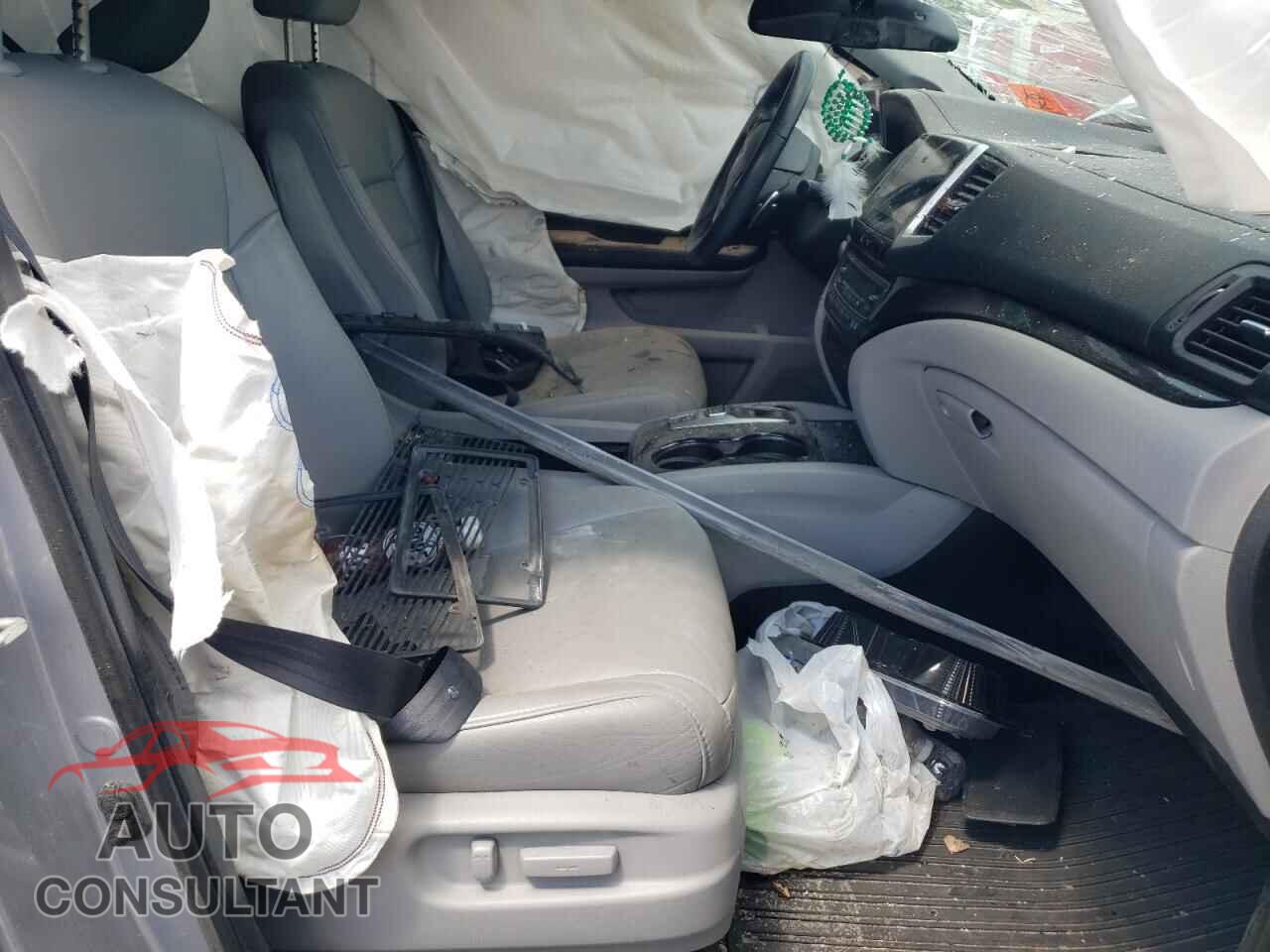 HONDA PILOT 2017 - 5FNYF6H93HB003480