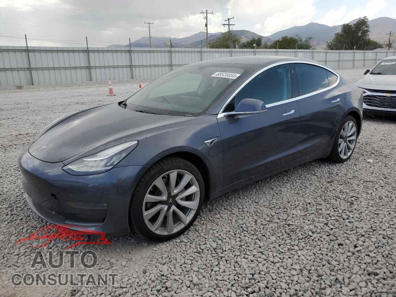 TESLA MODEL 3 2019 - 5YJ3E1EB0KF521576
