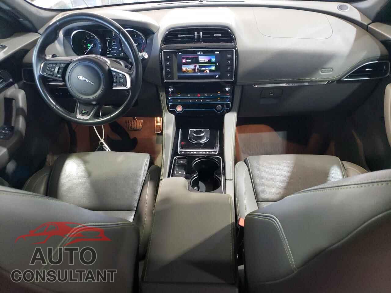 JAGUAR F-PACE 2017 - SADCL2BV2HA053365