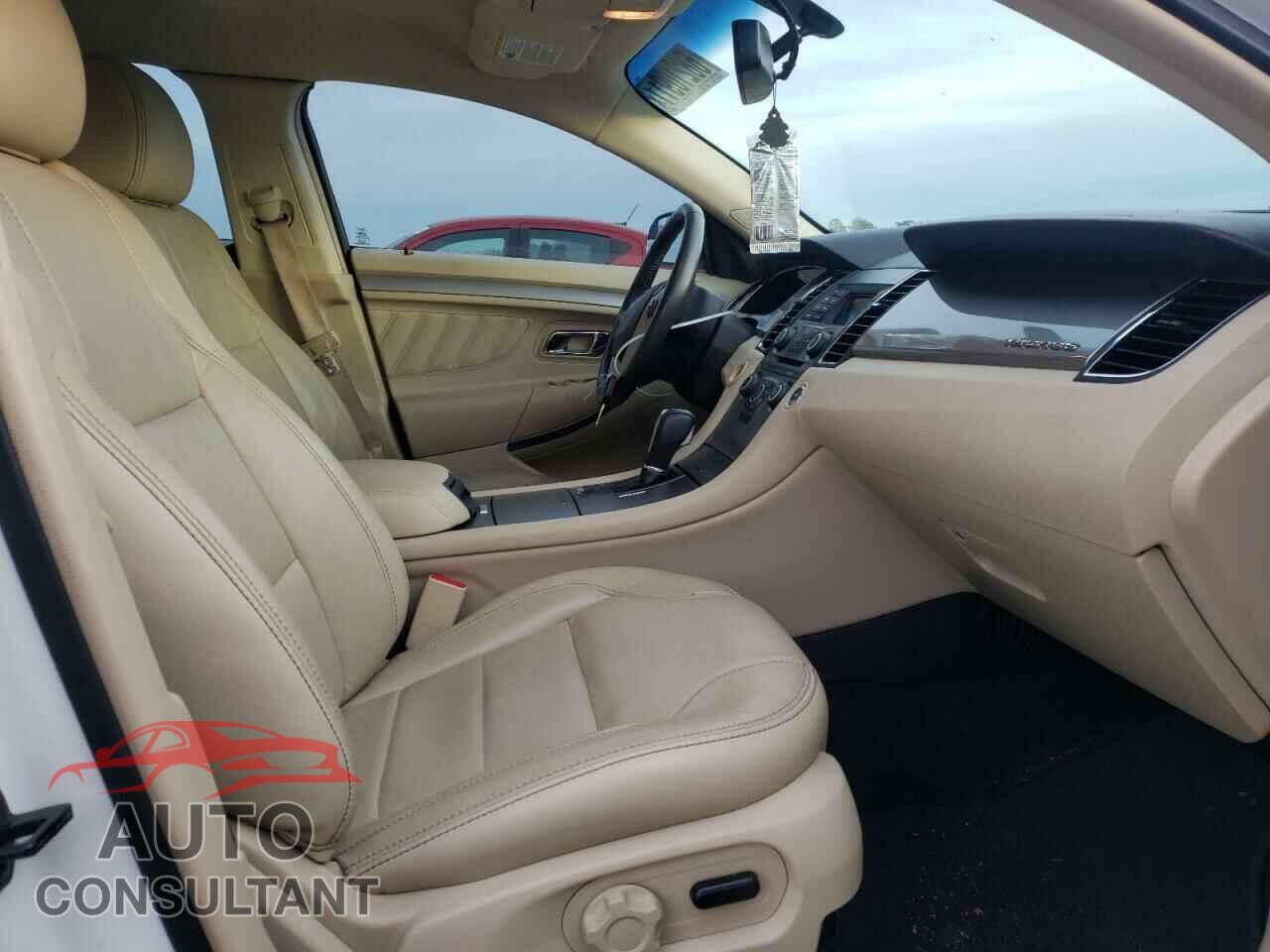 FORD TAURUS 2016 - 1FAHP2E88GG102033