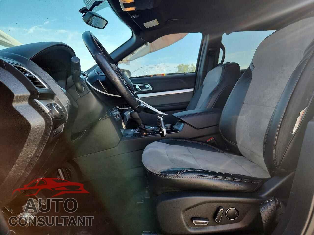 FORD EXPLORER 2017 - 1FM5K8DH9HGD12945