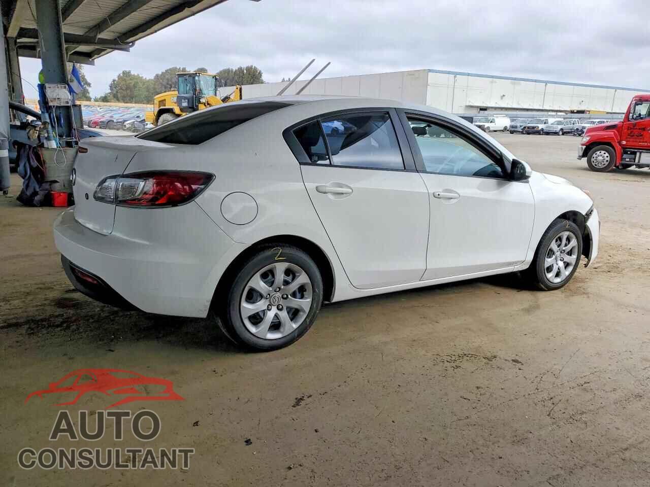 MAZDA 3 2011 - JM1BL1UF3B1423656