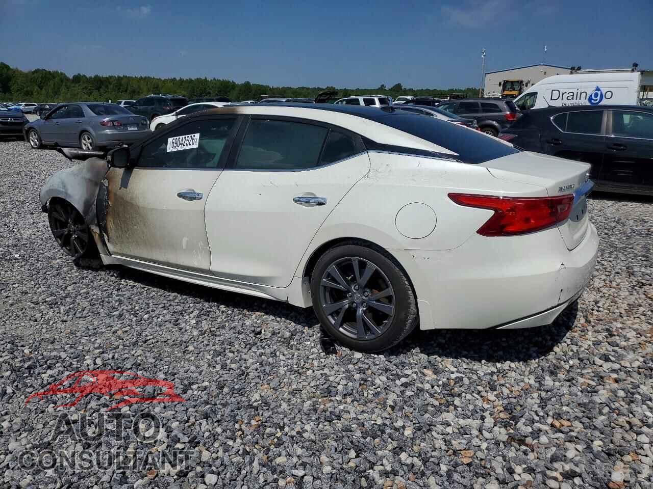 NISSAN MAXIMA 2017 - 1N4AA6AP0HC383101