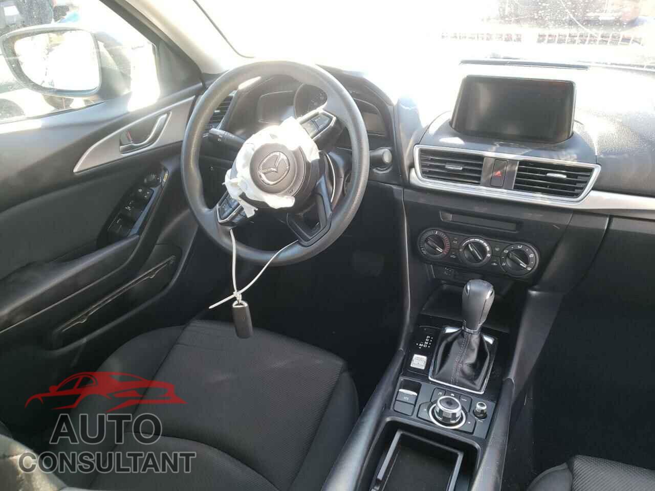 MAZDA 3 2017 - 3MZBN1U71HM110164