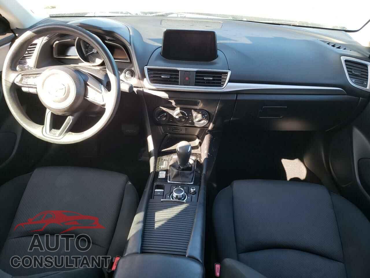 MAZDA 3 2017 - 3MZBN1U73HM134661