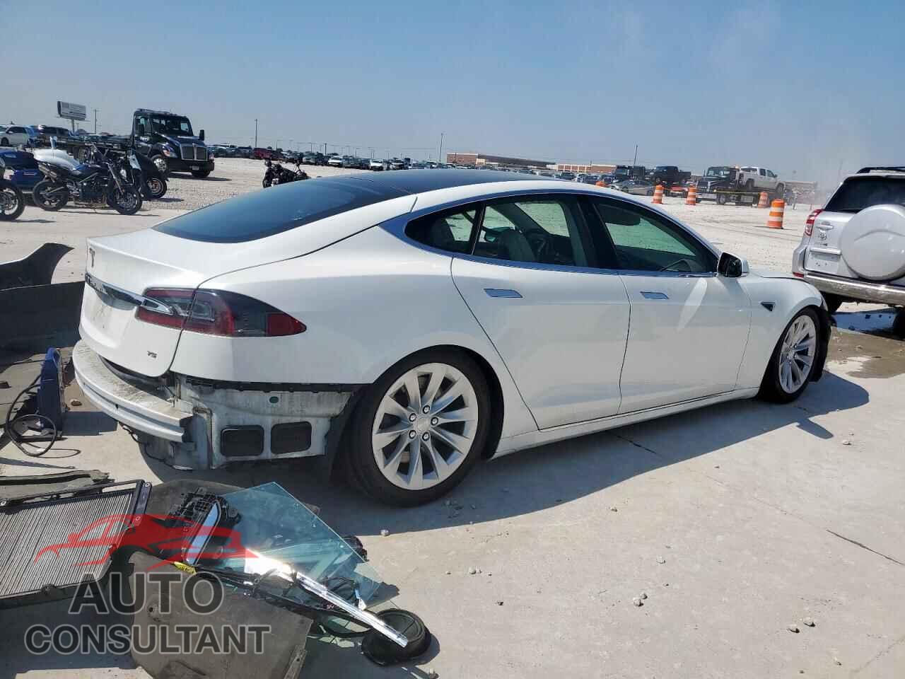TESLA MODEL S 2017 - 5YJSA1E14HF214869