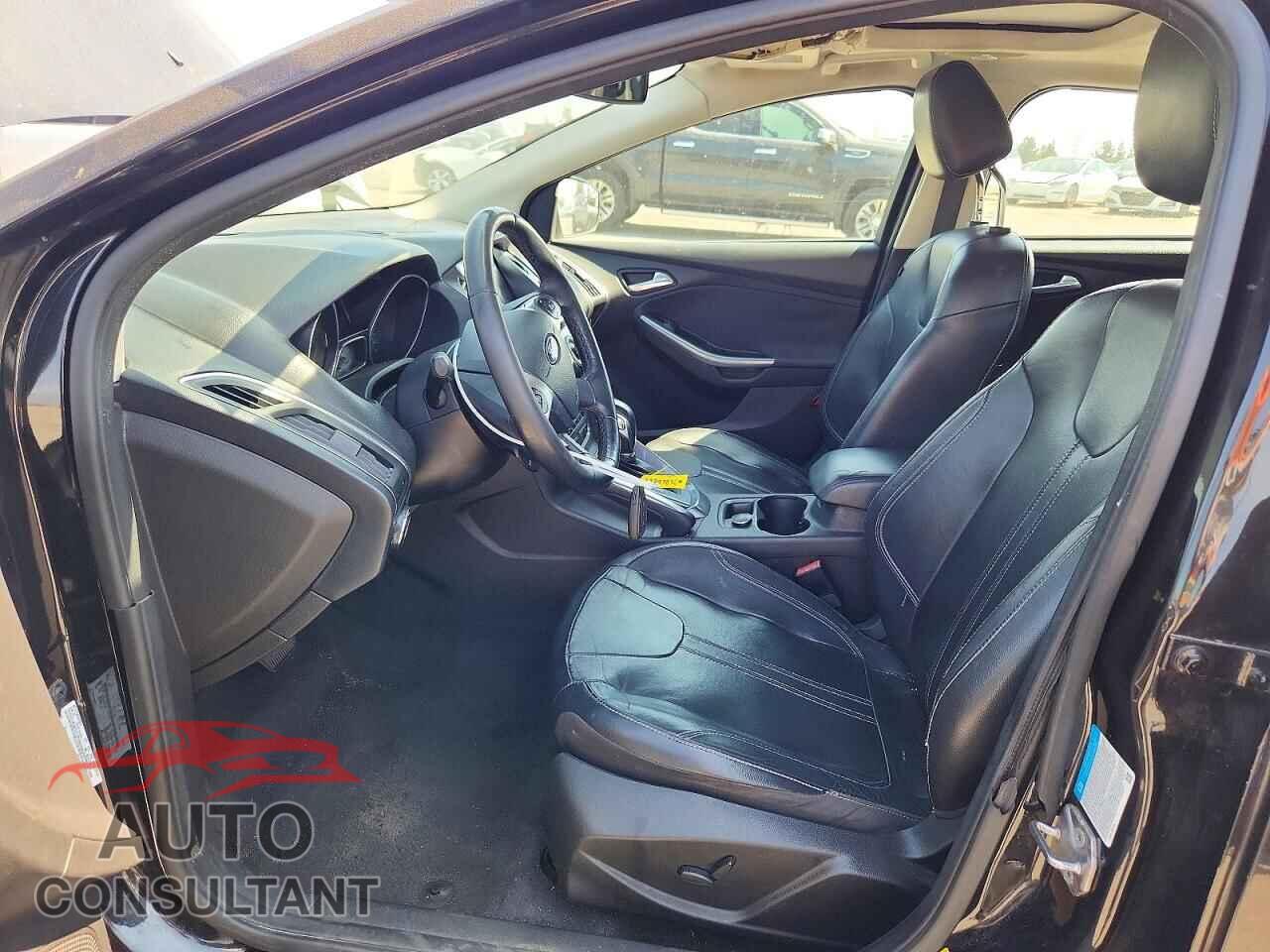 FORD FOCUS 2012 - 1FAHP3N25CL304802