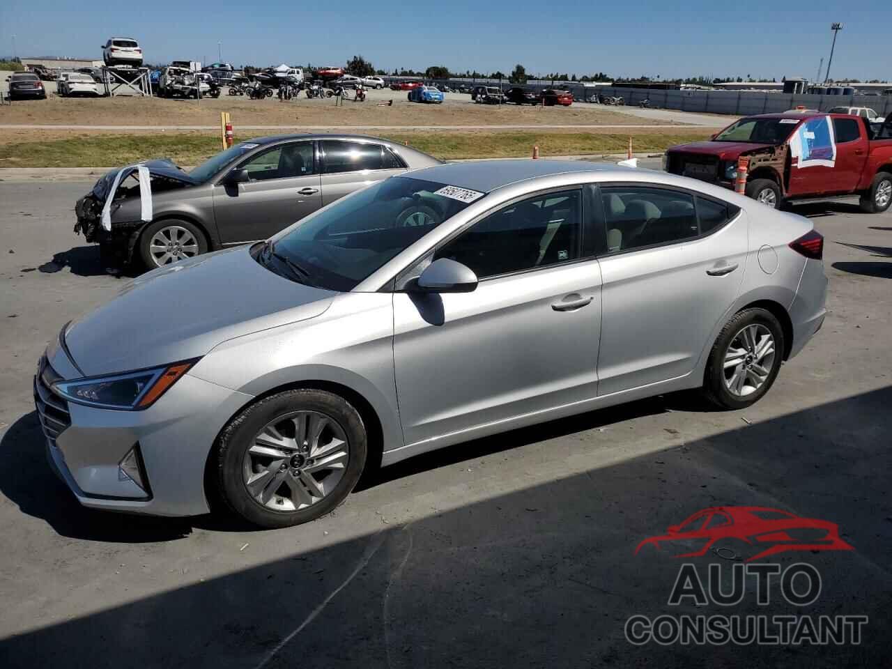 HYUNDAI ELANTRA 2020 - 5NPD84LF2LH532830