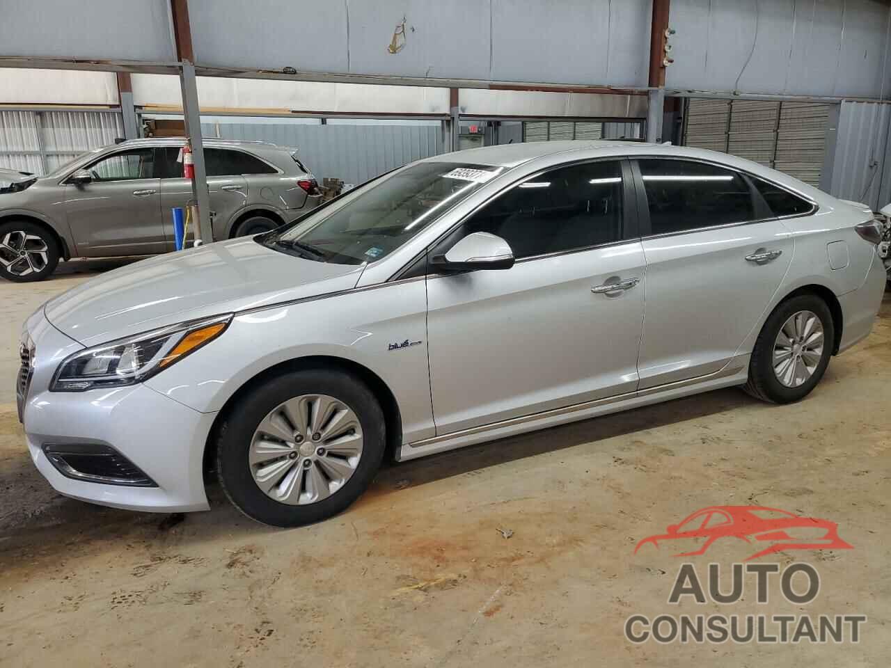 HYUNDAI SONATA 2016 - KMHE24L16GA015534