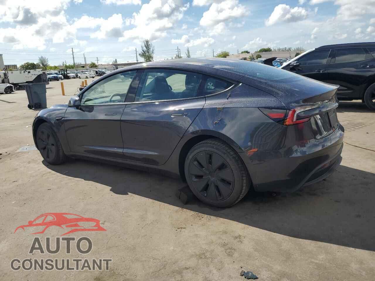 TESLA MODEL 3 2025 - 5YJ3E1EA5SF987625