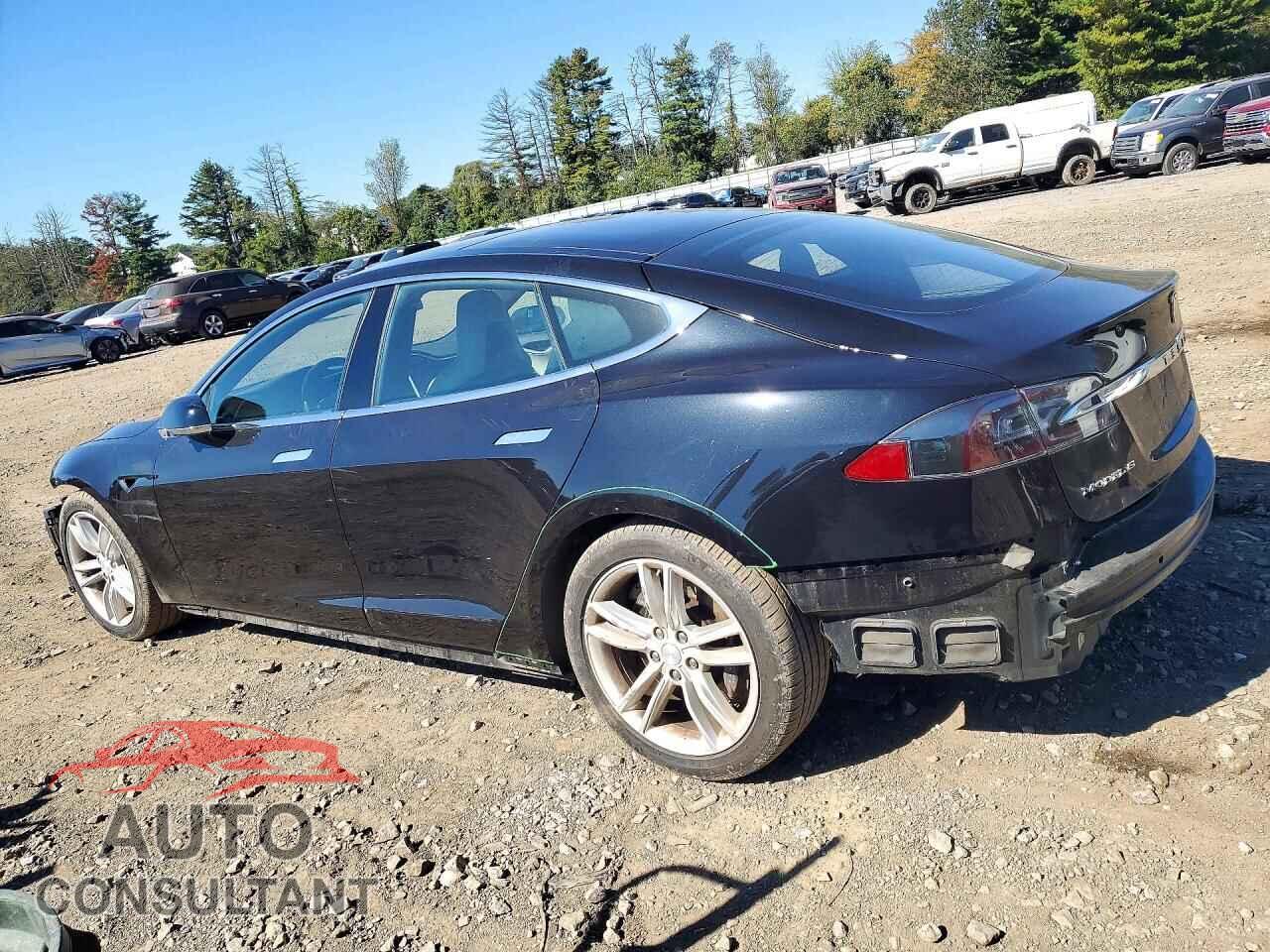 TESLA MODEL S 2015 - 5YJSA1E25FF108551