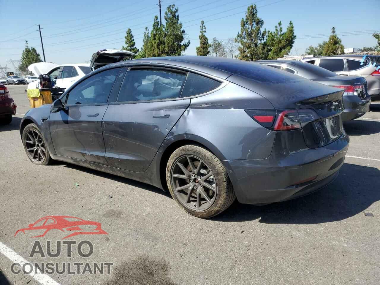 TESLA MODEL 3 2018 - 5YJ3E1EA9JF005044