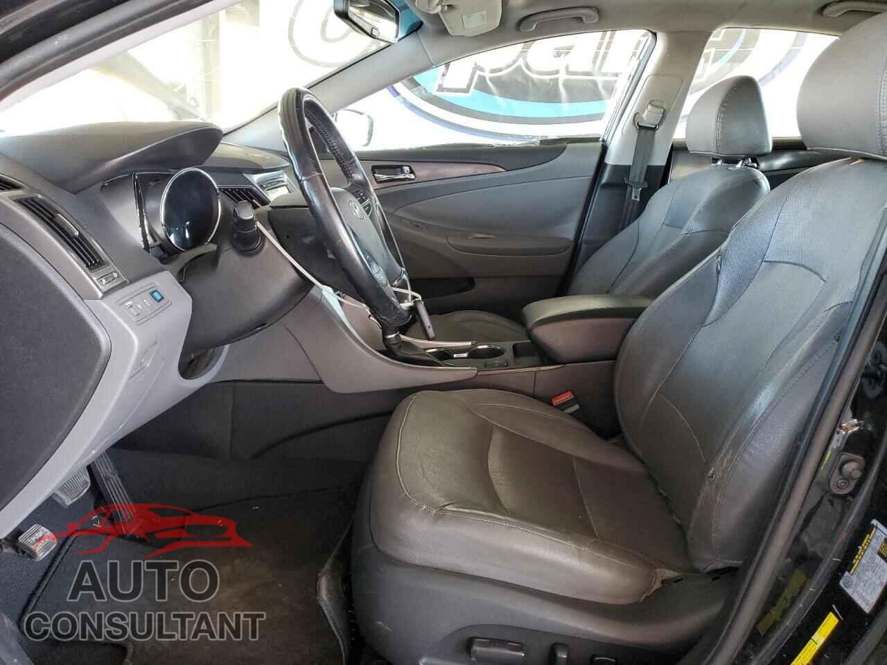 HYUNDAI SONATA 2014 - KMHEC4A40EA110873