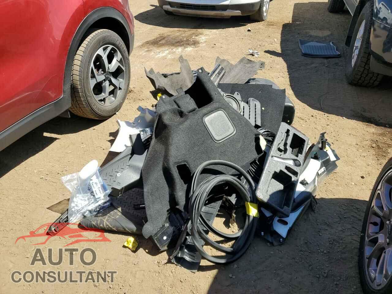 FORD ECOSPORT 2020 - MAJ6S3KL4LC384113